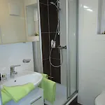 Haus Zerza 도르프가스테인